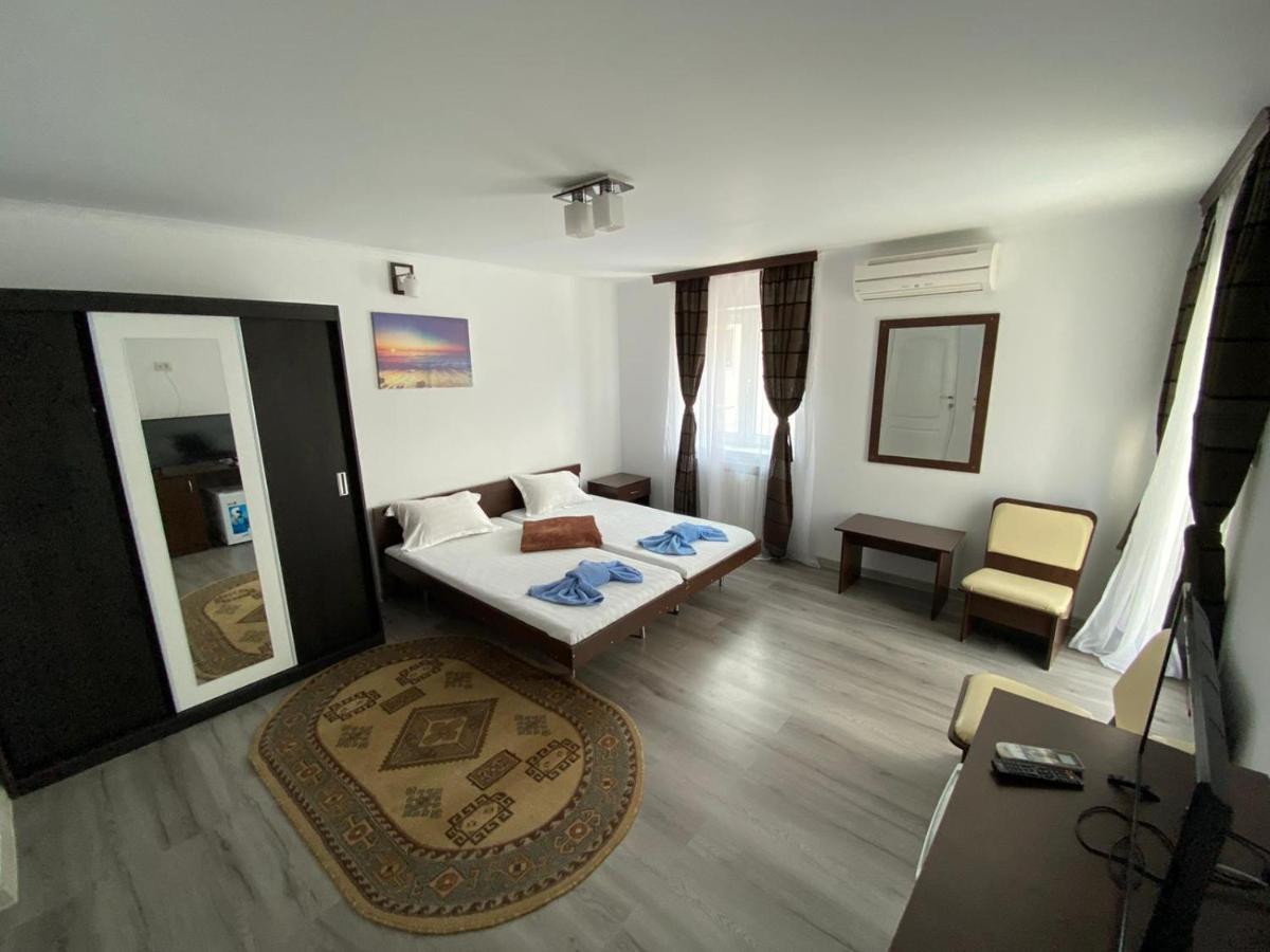 Cool Breeze - Mamaia Nord Hotel Navodari Exterior photo